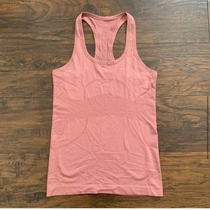 Lululemon Swiftly Tech Tank Quicksand